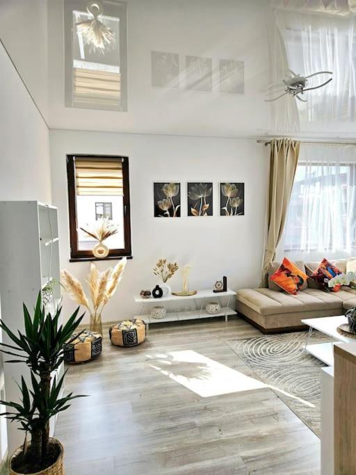 Cozy Sorada 1 Apartment Bragadiru Exterior photo